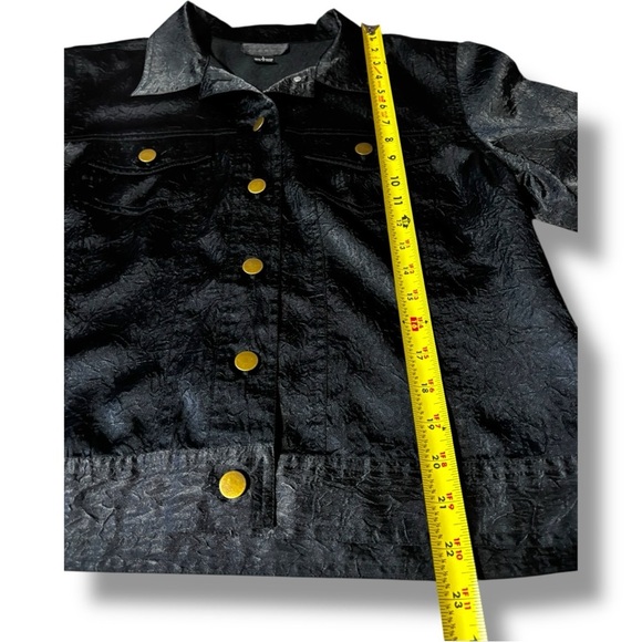 Spenser Jeremy Black Satin Long Sleeve Gold Buttons Collared Simple Chic Shirt - Picture 10 of 15